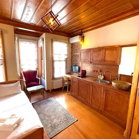 Authentic Turkish Aparthotel Istanboel